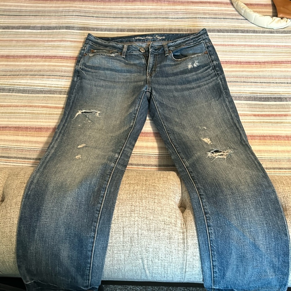 American eagle ripped jeans